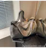 Bolsa de Ombro Fashion para Comutadores Feminina 2024 Nova Grande Capacidade Explosiva Bolsa Transversal Bolsa de Ombro para Alunos