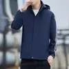 Ropa urbana Ropa de trabajo Cortavientos con capucha Tela repelente al agua resistente a las manchas Múltiples colores disponibles Primavera Otoño Acampada Montañismo Chaqueta Casual