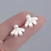 Brincos de Pérola em Pétala Únicos com um Design de Nicho, Temperamento Simples e Sofisticado, Novos Brincos da Moda, Populares no Tiktok