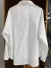 Diseñada con Elementos Florales Tridimensionales, Camisa Blanca para Mujer, Nuevo Estilo Primavera Temprana 2026, Cuello de Solapa, Mangas Largas, Elegante y a la Moda, Camisa para el Trabajo