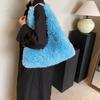 Bolsas de Peluche de Gran Capacidad Transfronterizas para Otoño e Invierno para Mujer 2026 Nuevos y Elegantes Bolsos de Hombro Bolsos de Viaje Bolsos Tote Elegantes