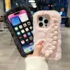 Adecuado para Apple 15PRO felpa cálida 13promax/10 pulsera de perlas 14plus/7p funda de teléfono XS/15
