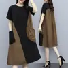 Vestido patchwork bicolor de manga curta, novo estilo verão 2026, plus size, modelagem solta, emagrecimento, estiloso, rejuvenescimento, vestido para esconder a barriga para mulheres