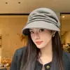 Moda Estilo Old Money Sombrero Octogonal de Ala Ancha Plisado Retro para Mujer, Versátil para Otoño e Invierno, Hace que la Cara Parezca Más Pequeña, Gorra Vintage de Repartidor