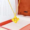 Popular collar con colgante de flor cepillada en relieve, bañado en oro, para mujer, cadena de clavícula de pétalos de estilo francés de alta gama, nuevo