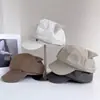 Boné de Boia Fashion com Orelhas de Gato para Mulheres, Novo Boné de Basebol Versátil Casual de Primavera, Chapéu Octogonal Elegante e Estiloso