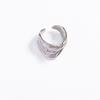 Anillo de línea multicapa igual al de los bloggers de Corea del Sur, personalidad nicho, metal de industria pesada, anillo abierto de bobinado cruzado