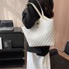 Bolsas bolsa feminina 2023 nova bolsa de ombro de grande capacidade moda europeia e americana bolsa de personalidade retrô comércio exterior uma geração de cabelo