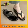 Novas Sandálias de Dedo Plataforma Espessa Retro Aumentadoras de Altura para Mulheres, Sandálias de Salto Cuña Vermelhas com Tira de Dedo para Uso ao Ar Livre