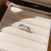 Anillo Abierto de Hoja con Circonita Bañado en Oro Real de 18K, Anillo de Dedo Índice de Lujo Ligero de Gama Alta, Anillo de Personalidad Versátil de Moda