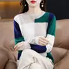 Suéter gola careca 100% lã com intársia color block intrincada, lã pura, quente, peça versátil para outono e inverno