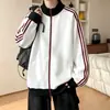 Moletom retrô listrado color block estilo americano, jaqueta esportiva masculina de outono com gola alta e corte solto, cardigã estiloso e moderno de abertura frontal