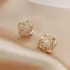 Aretes de Molino de Viento para Mujer, Aretes Minimalistas de Trébol de Cuatro Hojas, Nuevos Aretes para el Trabajo 2025, Clavos de Trébol de Cuatro Hojas