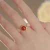 Anillo de plata de ley s925 con perla de agua dulce natural y ágata roja del sur, diseño de nicho femenino, lujo ligero, alta calidad, todo a juego, joyería blanca