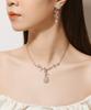 Nuevo Estilo Lujo Ligero Elegantes Pendientes Rosa AB Jardín de Monet Collar de Camelia Estilo Chanel Súper Hada para Mujer Set