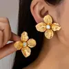 Pendientes de Flor Metálica con Diamantes de Diseño de Nicho Más Vendidos Transfronterizos, Pétalos Tridimensionales de Lujo Ligero, Estilo Festivo, Sensación de Alta Gama