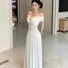 Vestido Elegante de Renda Patchwork Franzido, Ombro a Ombro, com Toque de Luxo, Vestido de Verão para Mulheres, Ajuste na Cintura, Ombro a Ombro, Bodycon Longo