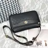 Guangzhou Hengli Couro 2026 Bolsa Feminina para Mãe de Meia-Idade Grande Capacidade Ombro Único Transversal