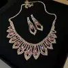 Traje de collar y pendientes de diamante ovalado europeo y americano exagerado luz de lujo alta gama cadena de clavícula nicho moda joyería al por mayor