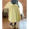 Falda midi tipo tulipán elegante de color marrón de cintura alta para mujer, nuevo modelo verano 2026, suelta y con caída, falda midi de línea A que estiliza