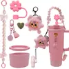 Set de Accesorios para Botella de Agua Stanley con Cadena de Flores, Tapa con Popote, Cadena con Colgante de Bola de Felpa Transfronterizo en Stock Venta al por Mayor