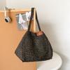 Bolsa tote de lona com estampa de leopardo, bolsa feminina de grande capacidade, nova chegada, bolsa portátil da moda, bolsa de ombro para mamãe, tudo combinando, 2024