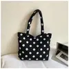 Shuai Mijia 2026 Primavera Nueva Bolsa de Tote Estilo Vacaciones Moderna Lunares Casual Gran Capacidad para Viajar Bolso de Hombro