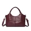 Bolsa de Ombro Feminina Simples de Couro Macio de Alta Qualidade Versátil para o Dia a Dia 26 Novo Modelo Bolsa Transversal com Padrão de Casca de Árvore