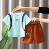 Camisetas de Manga Curta Verão 2025 Novas para Meninos e Meninas Roupas de Verão Infantis Versátil de Desenho Animado para Bebês Tops Infantis