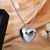 Agita el sonido del nuevo collar de corazón en forma de corazón, etiqueta de metal, collar colgante, joyería colgante, joyería al por mayor