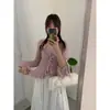 Elegante blusa de tricô com babados, novo design para o início do outono de 2026, suéter que emagrece e valoriza a silhueta