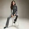 Conjunto de yoga adelgazante talla grande para mujer, chaqueta a rayas con cuello alto y cremallera, pantalones acampanados de cintura alta, ropa de entrenamiento para Pilates para otoño