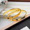 Pulsera de Trébol con Hielo Triturado Método Antiguo Color Oro Arena Estilo Influencer de Moda para Mujer, Joyería de Imitación Oro Diseño de Nicho de Lujo Ligero