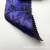 Tela de terciopelo arrugado en toda la superficie con relieve dorado, tela plisada lavada con brillo tridimensional para vestidos de gala y camisas
