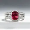 Zhuo Zhifan 2023 nuevo anillo de plata S925 6*8mm diamante de alto carbono color rojo sangre de paloma hueco de lujo totalmente engastado con diamantes moda para mujer