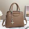 Bolsas Bolsa Transversal de Nicho de Luxo Leve Feminina 2025 Nova Bolsa de Ombro de Grande Capacidade Mais Fácil de Combinar Moda Deslocamento Bolsa Feminina