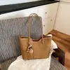 Bolsa grande de ombro para trajeto transfronteiriço para mulheres, novo modelo 2026, bolsa tote simples e estilosa, bolsa de mão e bolsa de ombro de grande capacidade