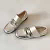 Zapatos de vestir versátiles con aumento de altura interior, zapatos Mary Jane estilo coreano para primavera y otoño, de moda con velcro de 5 cm, puntera cuadrada retro nueva 2026