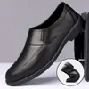 Sapatos de Couro Sintético Botas de Chuva Masculinas Cano Curto Tornozelo Antiderrapante Sapatos de Trabalho Chef de Cozinha Pesca Canteiro de Obras Sapatos Impermeáveis