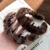 Faixa de Cabelo Peluda Dentada Estampa de Leopardo Retrô para Outono e Inverno para Mulheres, Presilha Antiderrapante para Lavar o Rosto, Novo Adereço de Cabeça Versátil de Crânio Alto