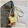 Bolsos de Moda Tendencia para Mujer 2026 Primavera Nuevo Bolso Cruzado Bolso Cuadrado Pequeño con una Textura Simple y Elegante