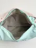 Bolsa tote floral em relevo verde menta clara, bolsa de ombro estilo coreano para jovens senhoras, oferecendo uma sensação suave e refrescante para passeios de verão