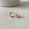 Brincos de Zircônia Levemente Luxuosos e de Alta Qualidade para Mulheres, Elegantes para Outono e Inverno, Brincos de Meio Círculo com Pino de Prata da Moda, Brincos Coreanos Versáteis para o Dia a Dia