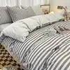 Juego de ropa de cama nórdico de cuatro piezas de algodón lavado estilo Ins, adecuado para todas las estaciones, funda de edredón unisex, juego de tres piezas de sábana para dormitorio, lavable a máquina