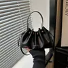 2026 Verano Nuevo Bolso de Hombro Plisado de Moda Versión Coreana Estilo Perezoso Ligero Bolso Cubo para Debajo del Brazo Bolso Cruzado de Gran Capacidad