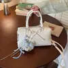 Bolso Cruzado 2026 Bolso Versátil Bolso de Viaje para el Trabajo Bolso Elegante para Mujer Almohada Lazo Nudo Sensación Nicho Nuevo Gran Capacidad