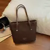 Bolso Tejido de Textura de Nicho para Mujer 2026 Nuevo Estilo Tendencia Otoño Rojo Bolso de Hombro Único Bolso Tote de Gran Capacidad Bolso de Novia