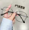 Nuevo Estilo Gafas Metálicas para Hombre y Ultraligeras para Mujer Venta al por Mayor de Fábrica Transfronteriza Moda Europea y Americana Más Vendidas Poligonales Estilo Coreano Primavera 2026