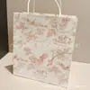 Nuevo Set de Regalo Rosa Flor de Cerezo de Dos Piezas Caja de Regalo Bolsa de Regalo Loción Corporal Gel de Ducha Crema de Manos Caja de Empaque Bolsa de Papel