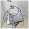 Bolsa transversal de design de nicho de alta qualidade para mulheres, bolsa de mão estilosa e versátil, nova bolsa de ombro único casual para o dia a dia 2026